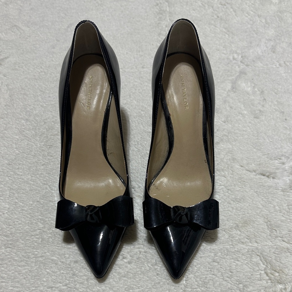 Ann Taylor | size 6 | black bow heel
